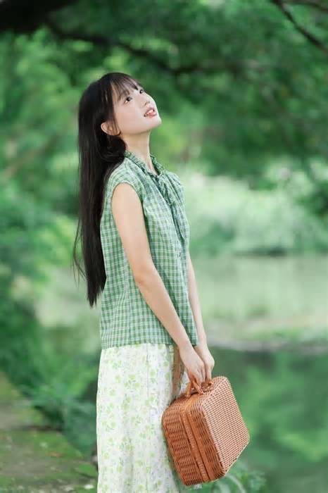 田园风穿搭:不是穿碎花,是穿出松弛感!