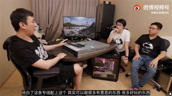 王思聪5年前配的100万电脑今天值多少钱?对比后惊了
